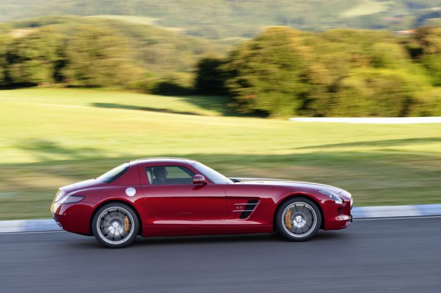  Mercedes-Benz SLS AMG 2010 года  (фото 444 из 526)